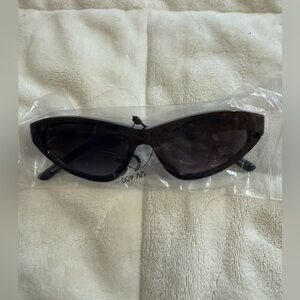 New black cat eye sunglasses